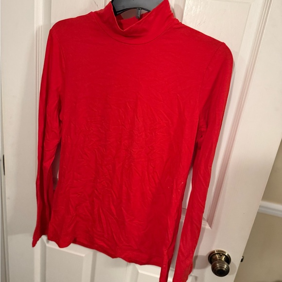 Time and Tru Bright Red Turtleneck Top - Picture 1 of 2